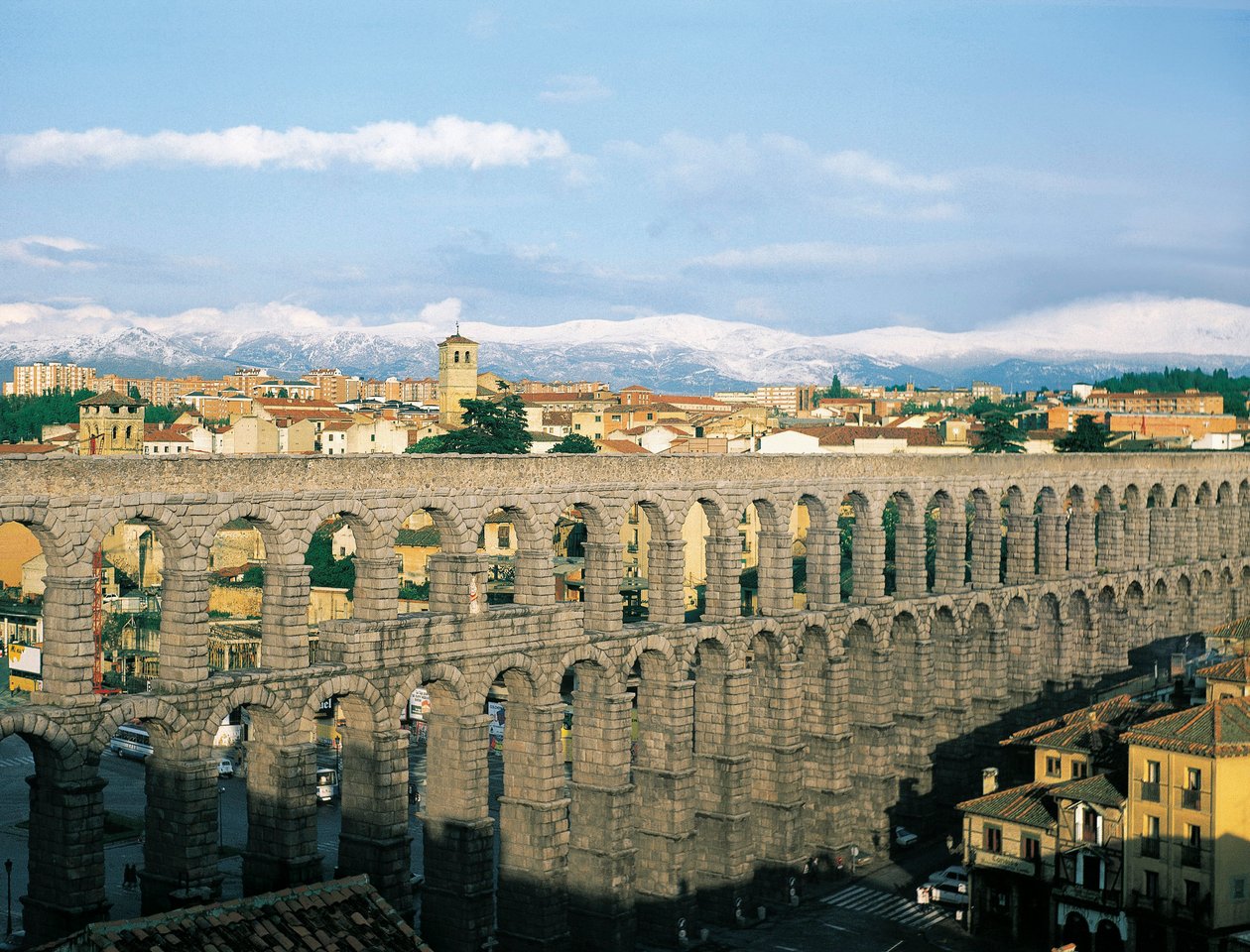 Akvedukten av Segovia, Spania av Roman