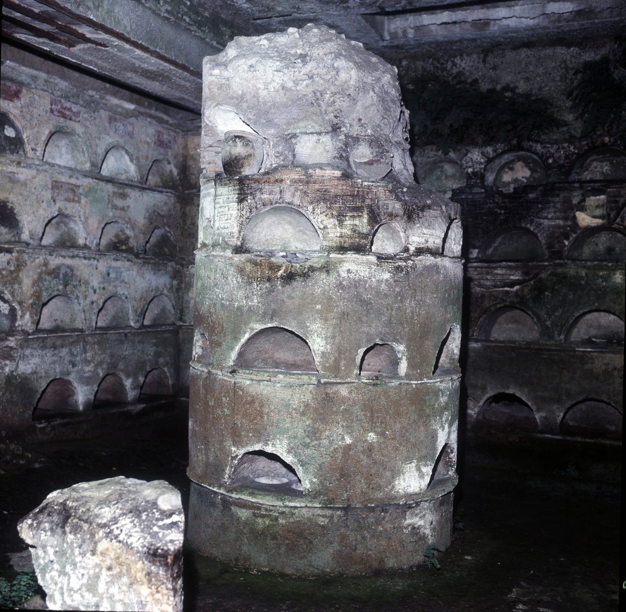 Columbarium - Scipios grav i Roma. av Roman