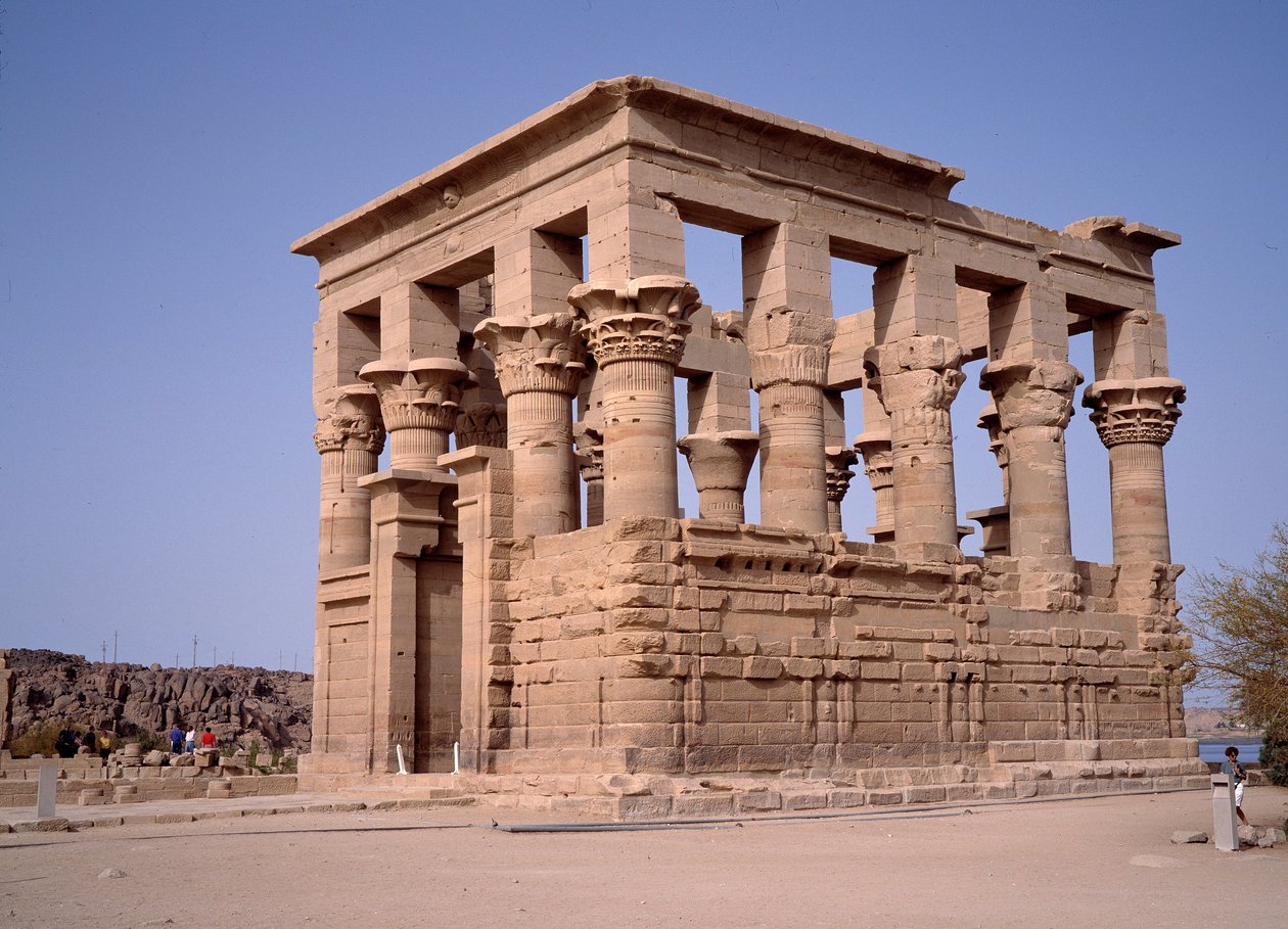 Egyptisk antikvitet: kiosk av Marcus Ulpius Trajanus (Trajan eller traiano) romersk keiser. 2. århundre. Aswan, Philae. Egypt av Roman