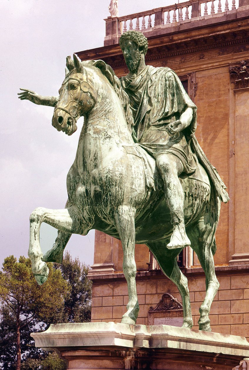 Rytterstatue av Marco Aurelio (121 - 180) på Piazza Campidoglio, Roma. av Roman