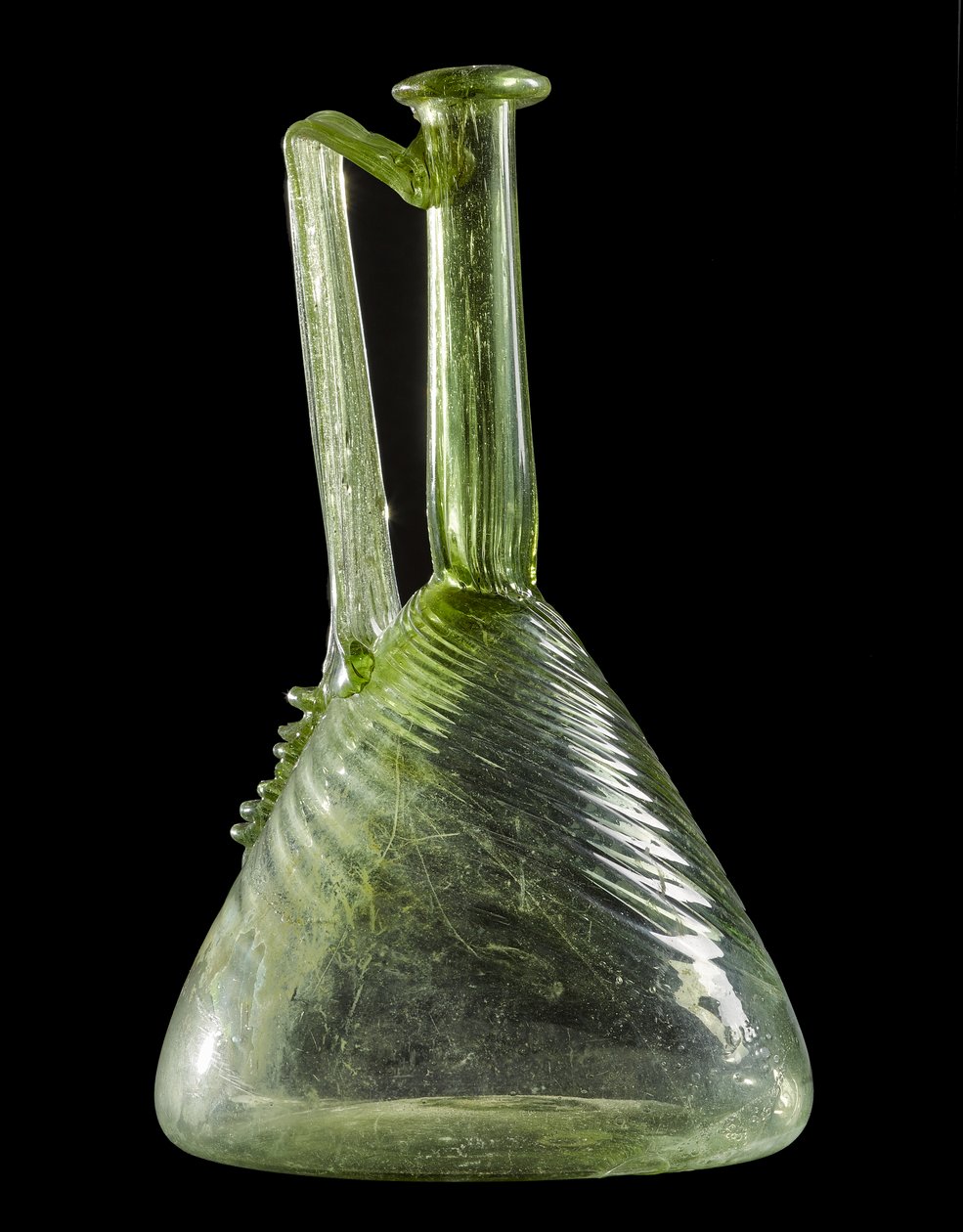 Flagon, fra Brackenbraes, Turriff, Aberdeenshire (blåst grønt glass) av Roman