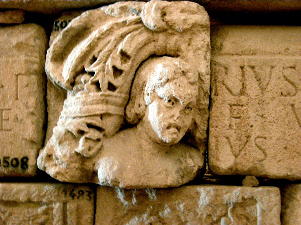 Hode, fragment av en sarkofag, ca. 1. århundre av Roman
