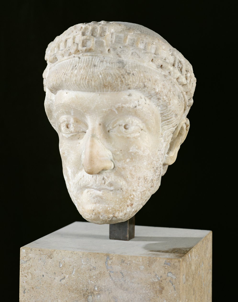 Overhode for keiser Theodosius II (408-450) (marmor) av Roman