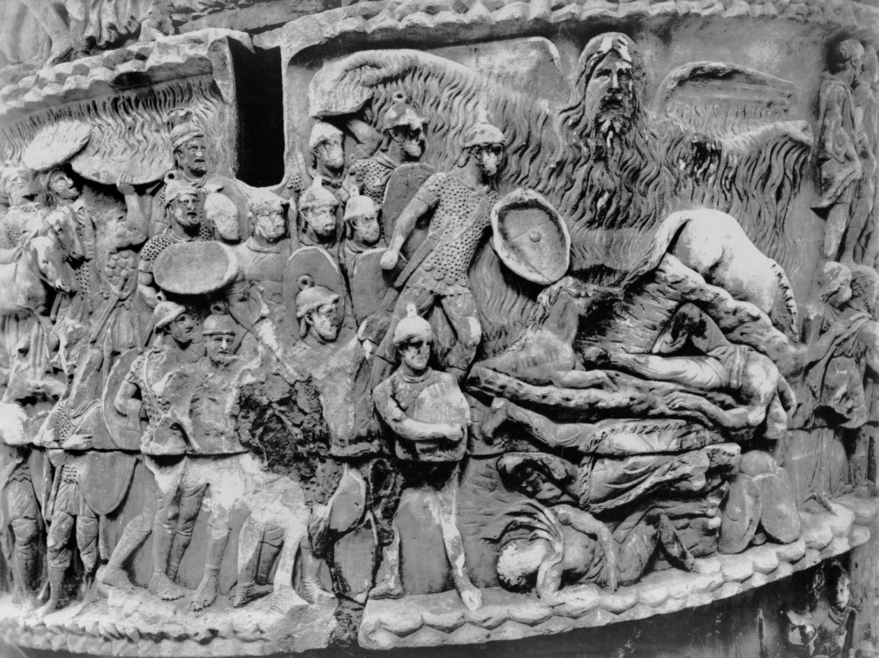 Miraculous Rain, detalj fra kolonnen til Marcus Aurelius, AD 180-196 (marmor) (s/hv-bilde) av Roman