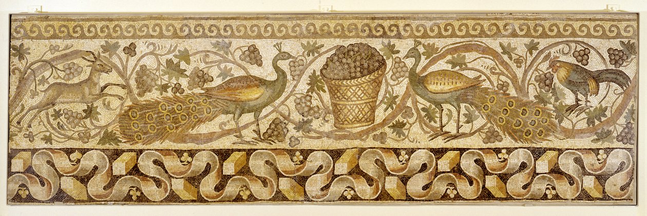 Mosaikk av en vinrankerullekant med påfugler, Antiokia, 526-540 av Roman