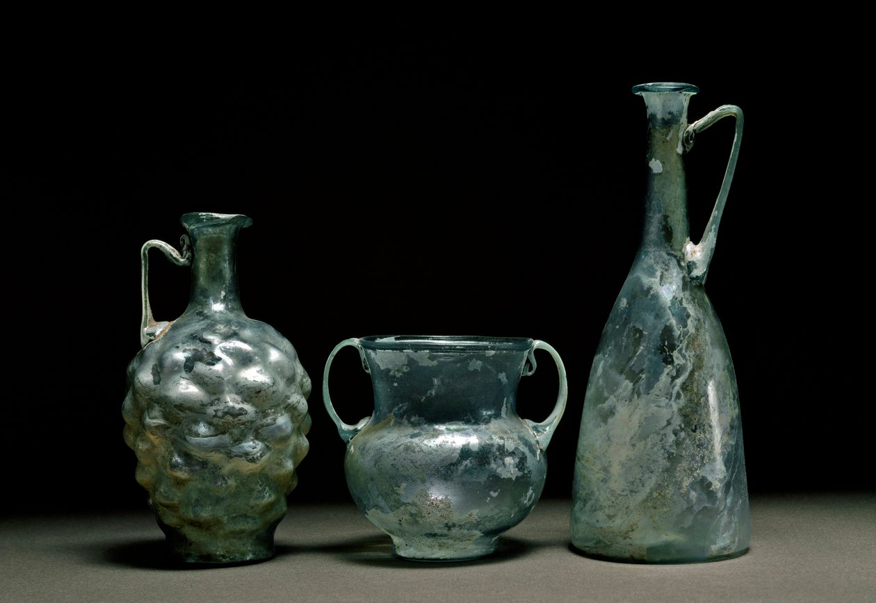 Romersk kunst: glassflasker og kanne. 1. og 2. århundre e.Kr. Nasjonalmuseet for romersk kunst Madrid av Roman