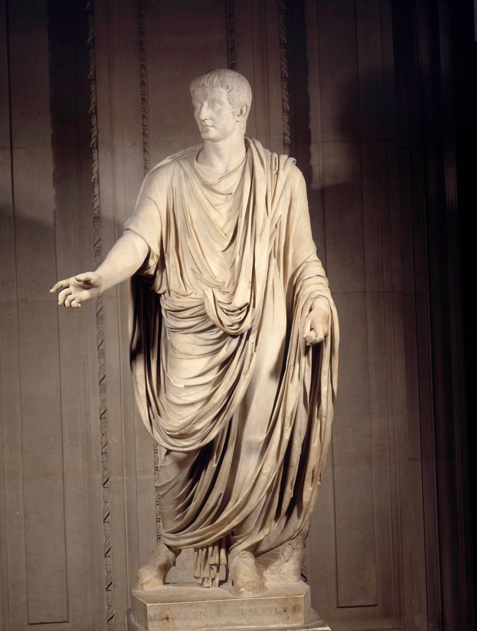 Romersk kunst: marmorstatue av keiser Tibere (Tiberio Claudio Nerone, 42 f.Kr.-37 e.Kr.), romersk keiser. Søn 2 m. Paris, Louvre-museet av Roman