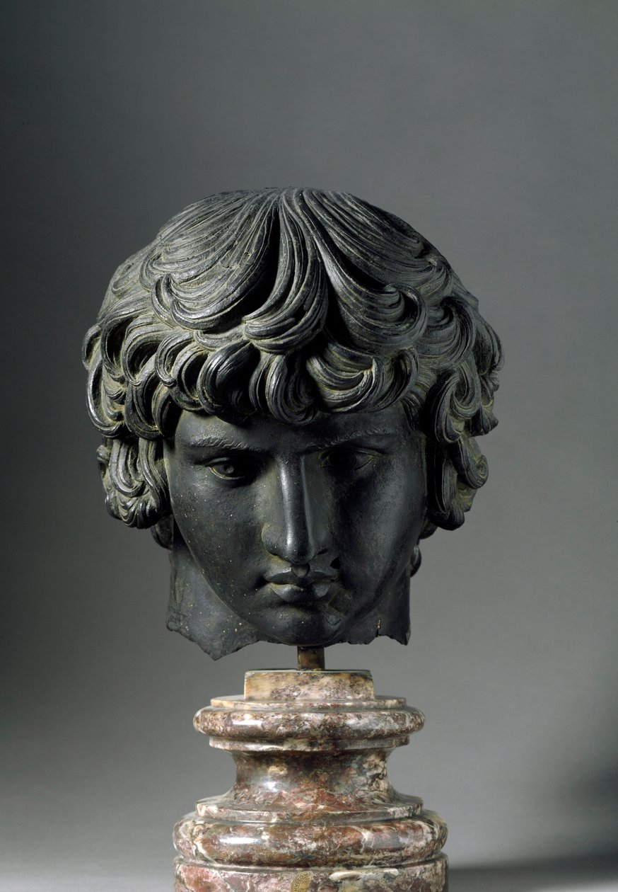 Romersk kunst: representasjon av Antinous (eller Antinoo, ca. 110-130), ung mann elsker keiser Hadrian. Bronseskulptur. Firenze, Museo Archeologico av Roman