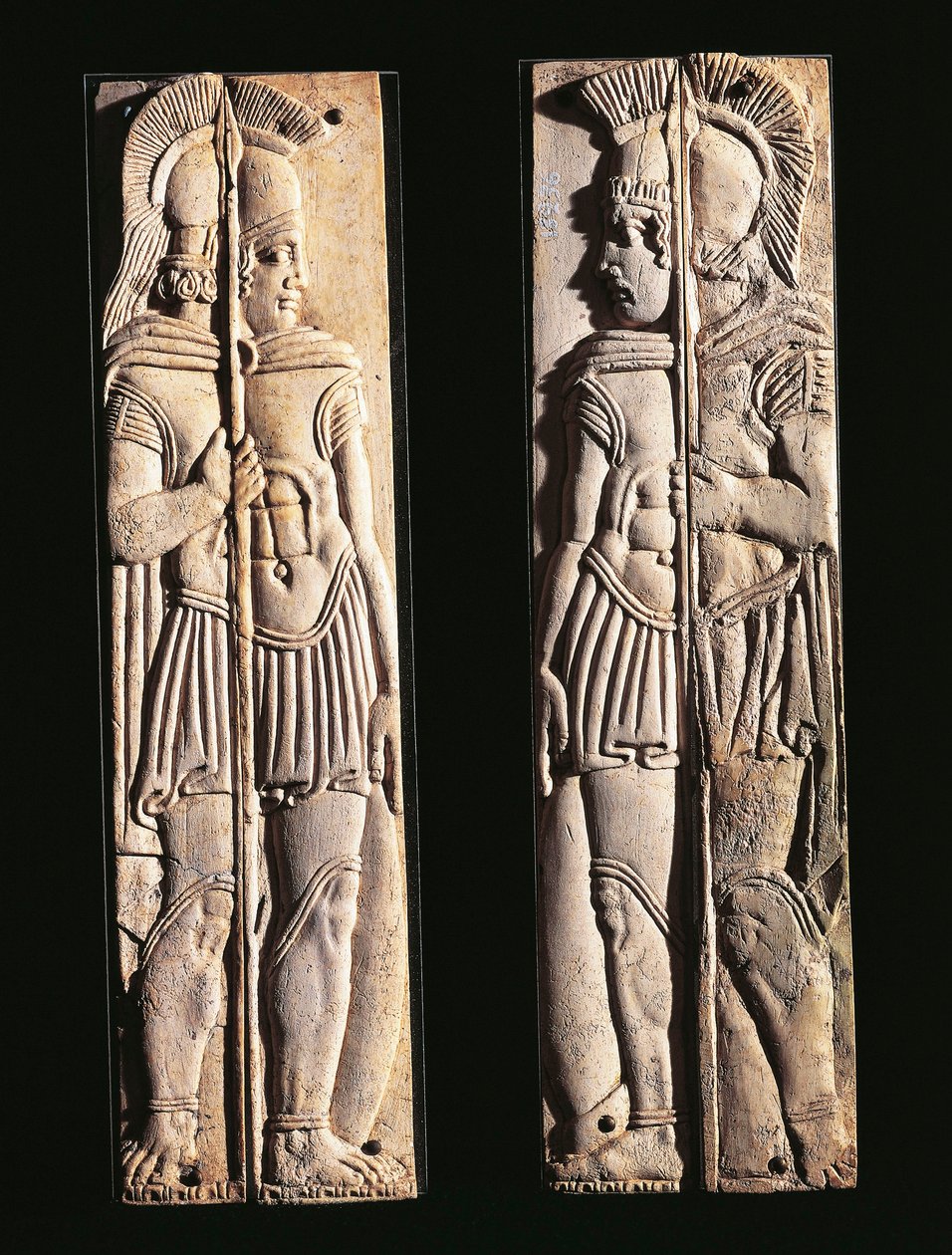 Romersk sivilisasjon, et par beinutskjæringer av krigere, fra Praeneste, Lazio-regionen, Italia av Roman