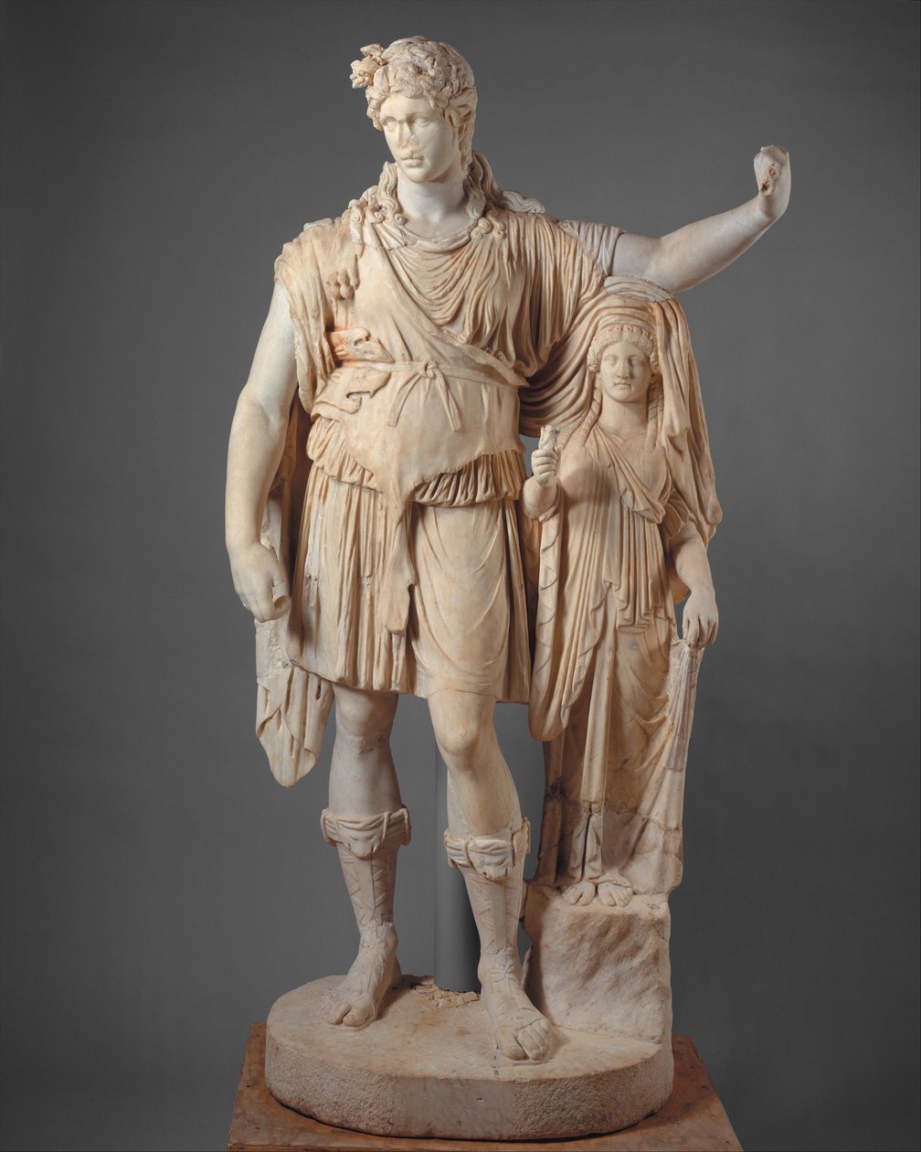 Statue av Dionysos lener seg på en kvinneskikkelse ("Hope Dionysos"), 27 f.Kr.–68 e.Kr. (marmor) av Roman Imperial Period
