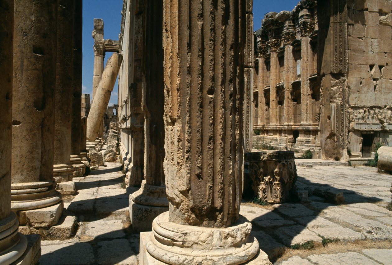Bacchus tempel, detalj, høye keisertiden (27 f.Kr.-395 e.Kr.) av Roman Imperial Period