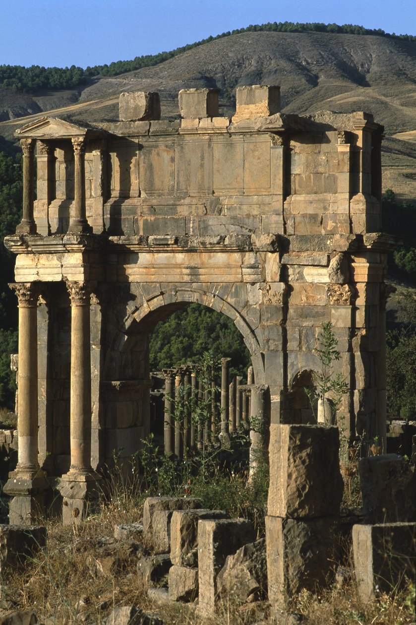 Triumfbue bygget til ære for keiser Caracalla, høykeiserperioden (27 f.Kr.-395 e.Kr.) av Roman Imperial Period