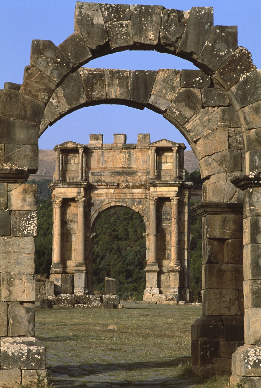 Triumfbue bygget til ære for keiser Caracalla, høykeiserperioden (27 f.Kr.-395 e.Kr.) av Roman Imperial Period