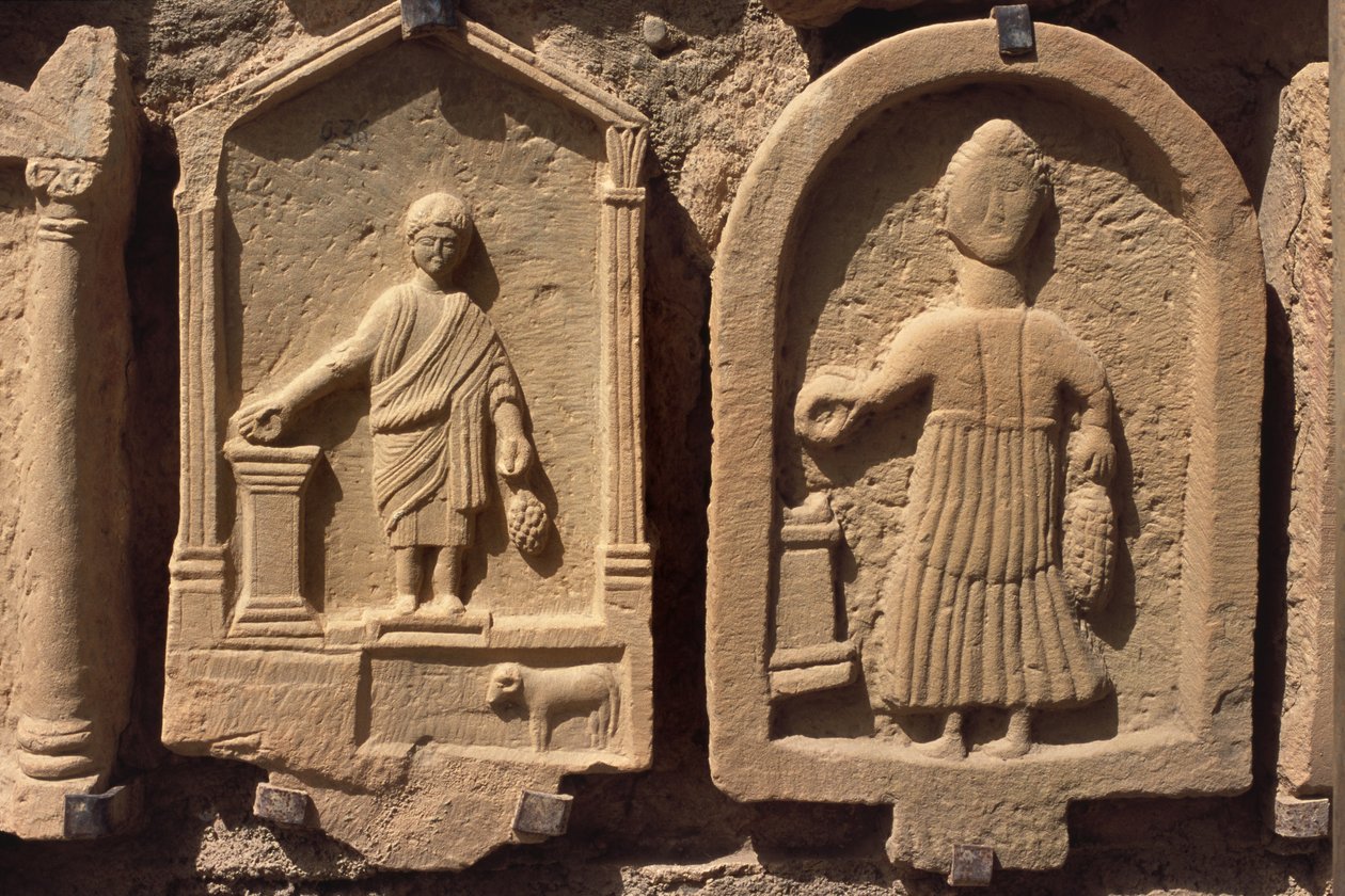 Stelae som viser menneskelige figurer av Roman Republican Period