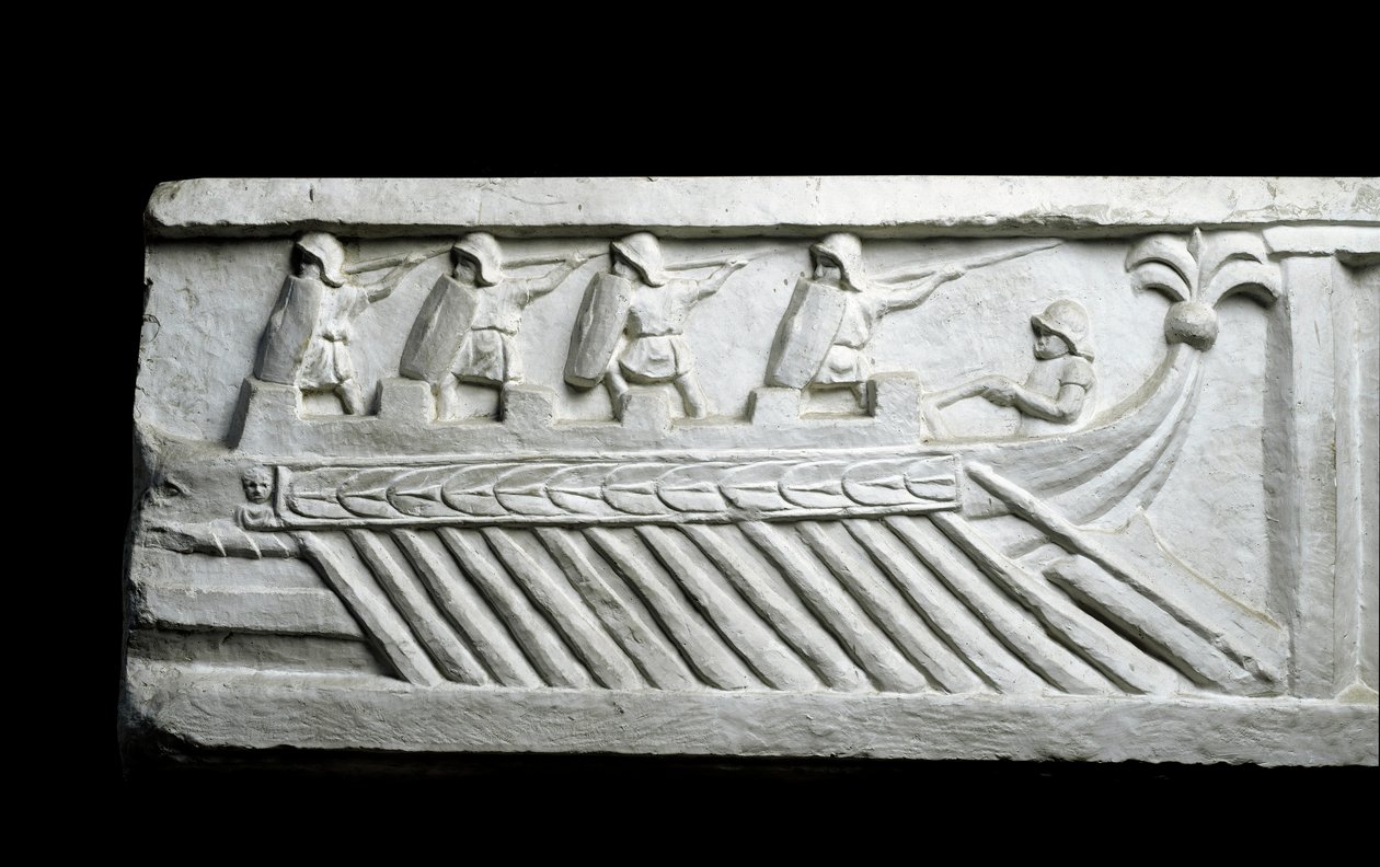 Et krigsskip (lavt relieff) av Roman Roman