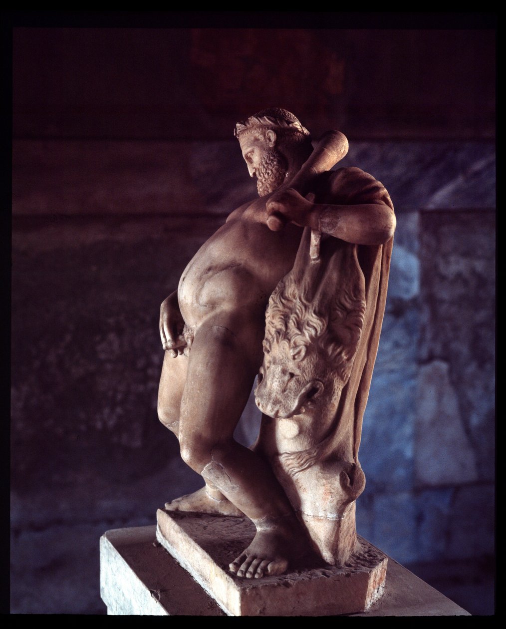 Full Hercules. Skulptur av House of Deers, 5. århundre f.Kr. - 1. århundre e.Kr av Roman Roman