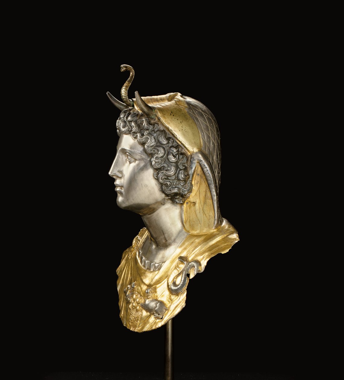 Emblema til Cleopatra Selene, ca. sent 1. århundre f.Kr.-tidlig 1. århundre e.Kr. (forgylt og sølv) av Roman Roman