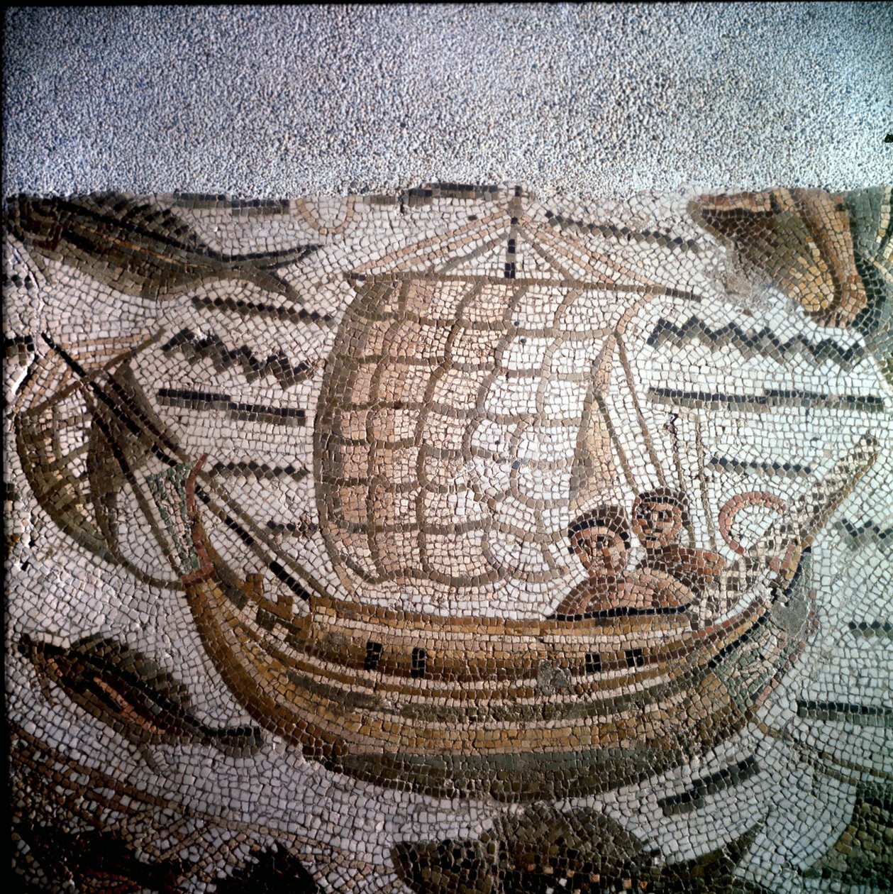 Fiskescene i Mosaic i Hippo, Algerie. av Roman Roman