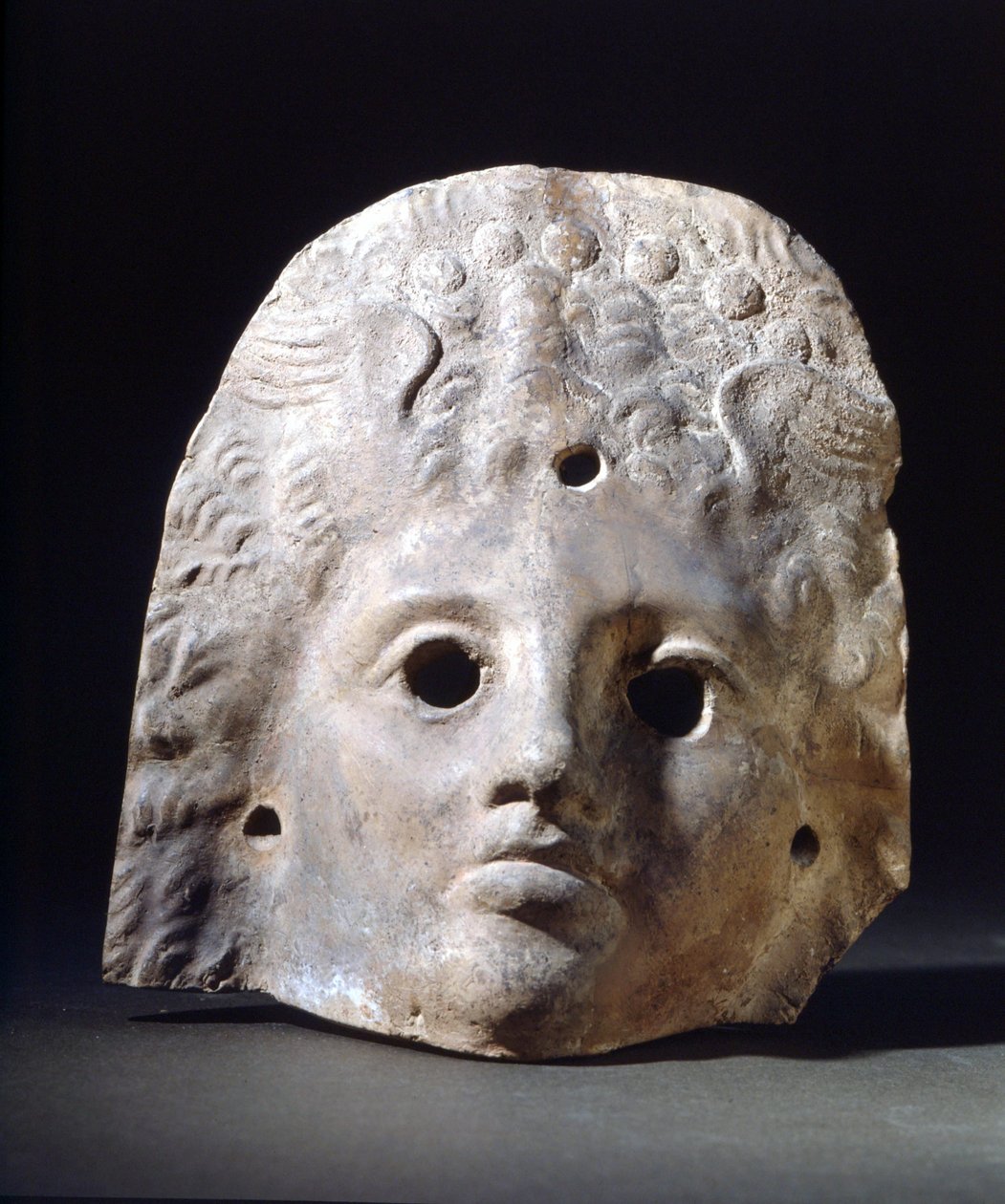 Maske for tragedier i romertiden. Museum for trappen. Milan av Roman Roman