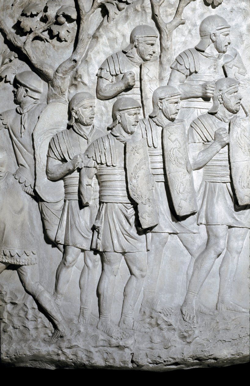 Romersk kunst: "" Romerske legionærer klar til kamp"" Form fra 1862 som gjengir basrelieffene av søylen til Trajan (søylen Trajane) (Colonna Traiana) i Roma bygget under keiser Trajans regjeringstid (53-117). Trajane-søylen minnes seieren av Roman Roman