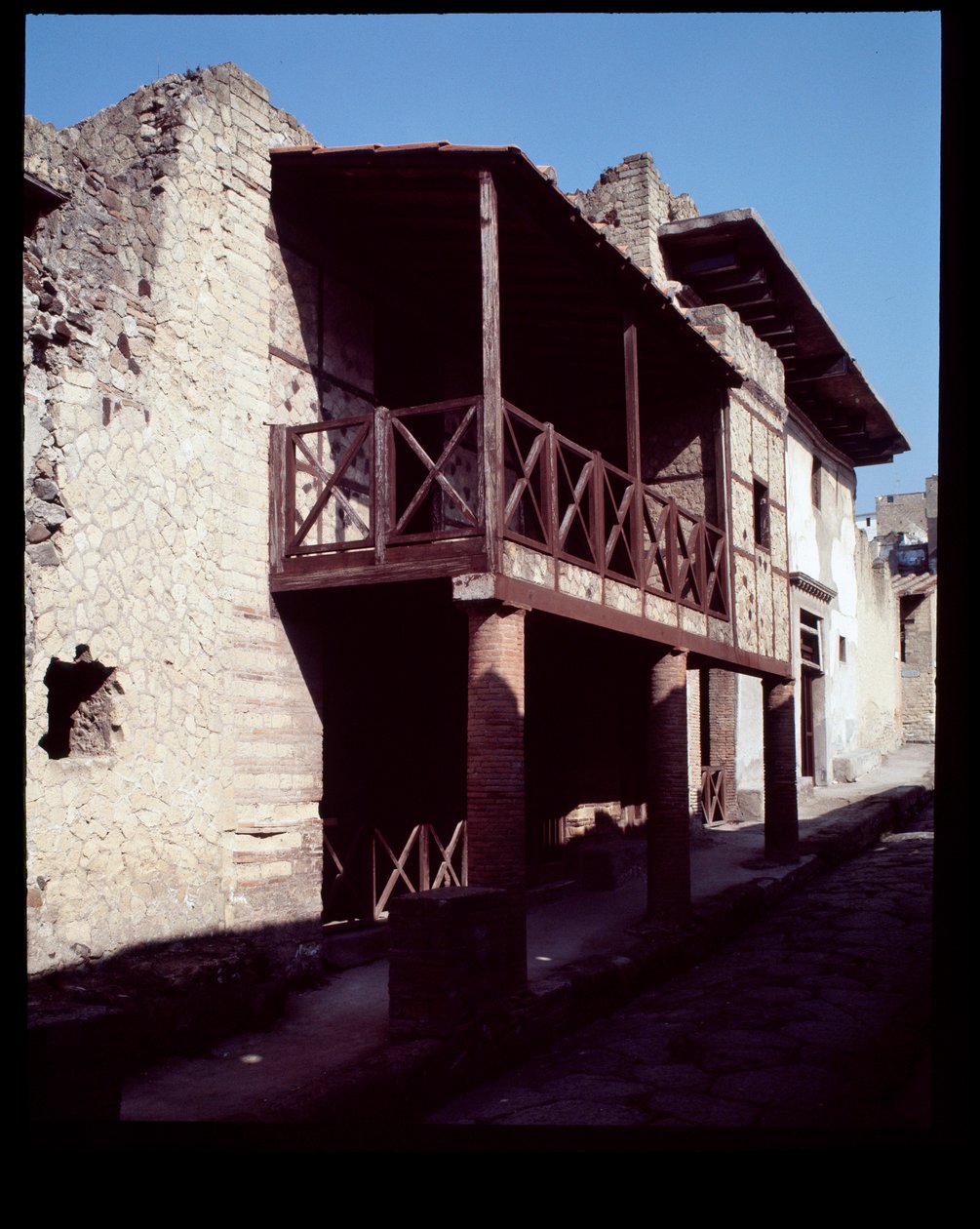 Utsikt over huset kalt casa a Graticcio, 5. århundre f.Kr.-1. århundre e.Kr av Roman Roman