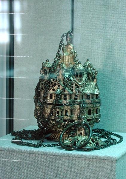Røkelsekar av Gozbert (forgylt metall) av Romanesque