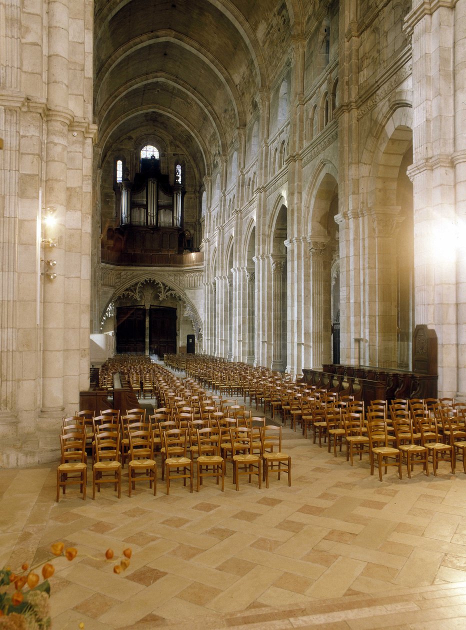 Interiøret i Cathedrale Saint Lazarus d