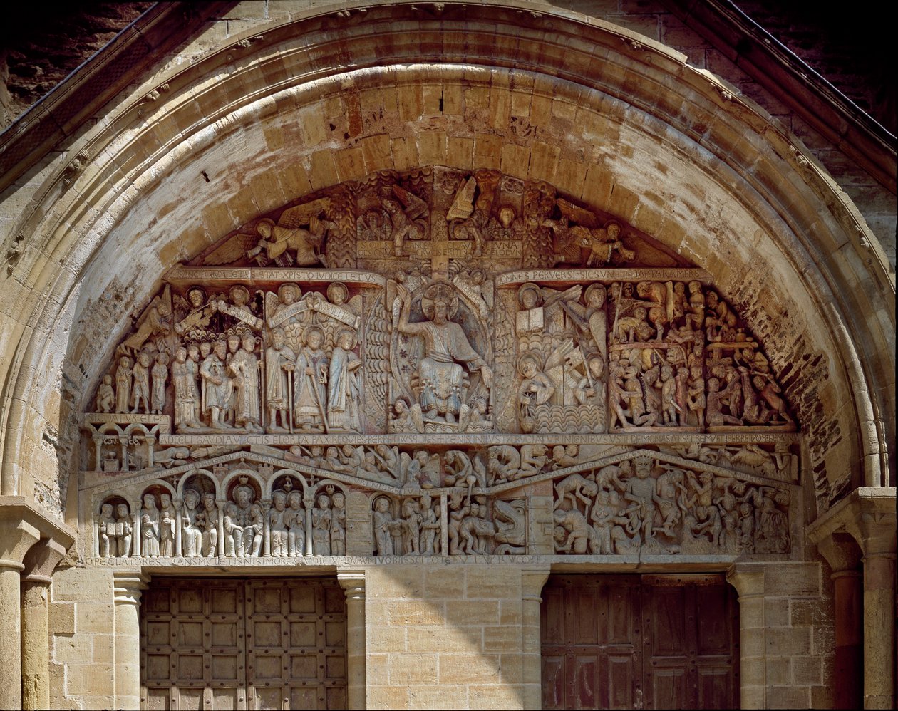 Romansk kunst: Tympan skulpturert som representerer den siste dommen, til høyre for Kristusparadiset, til venstre, helvetes kaos. Skulptur (1130-1140) av klosterkirken Sainte Foy (Sainte-Foy) i Conques (Aveyron), Frankrike. av Romanesque