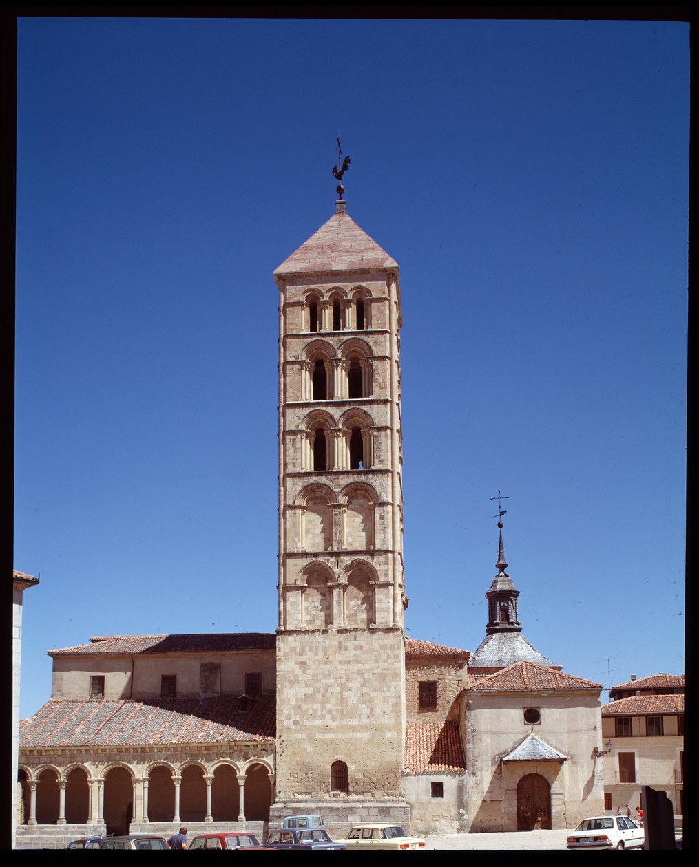 Utsikt over kirken av Romanesque