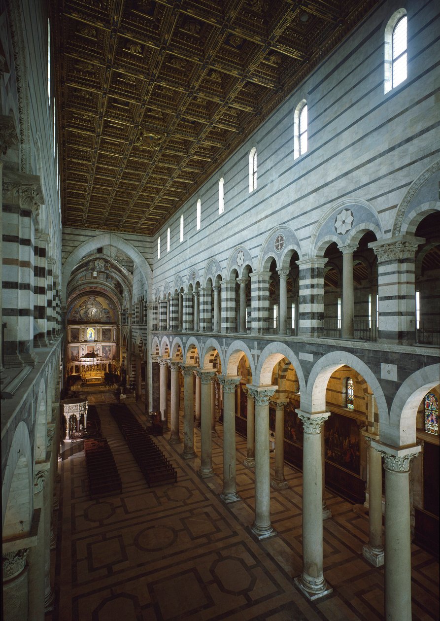 Utsikt over det sentrale skipet til katedralen (Duomo di Santa Maria Assunta di Pisa) 1000-1100-tallet, Pisa (bilde) av Romanesque