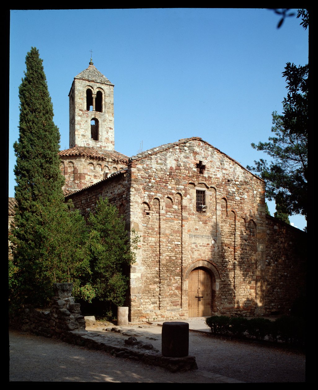 Utsikt over kirken av Romanesque