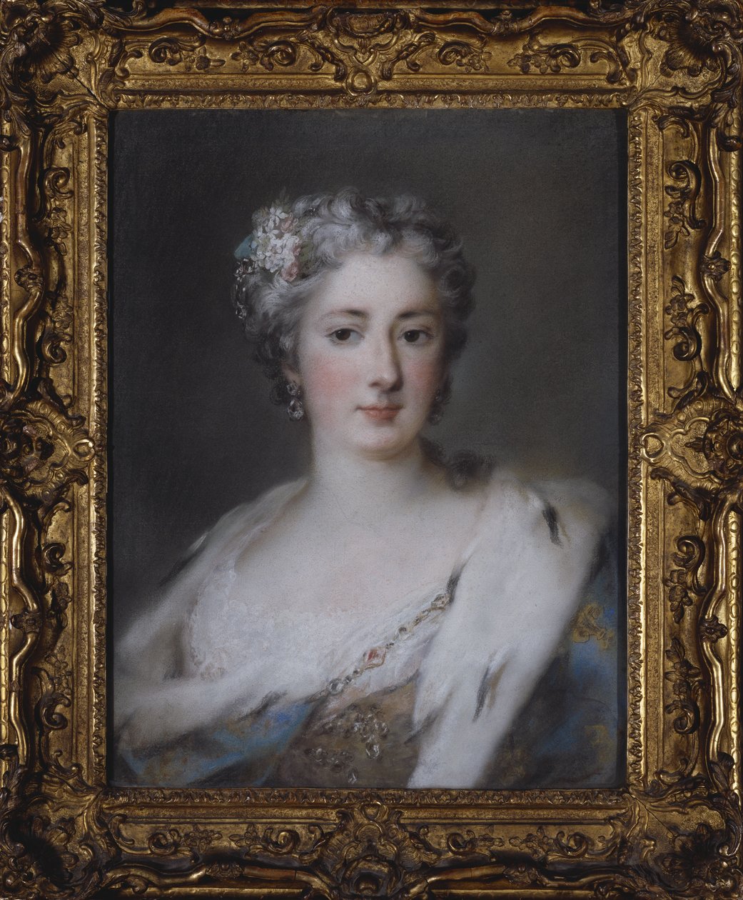 Portrett av en dame i en hermelin-trimmet kappe av Rosalba Giovanna Carriera