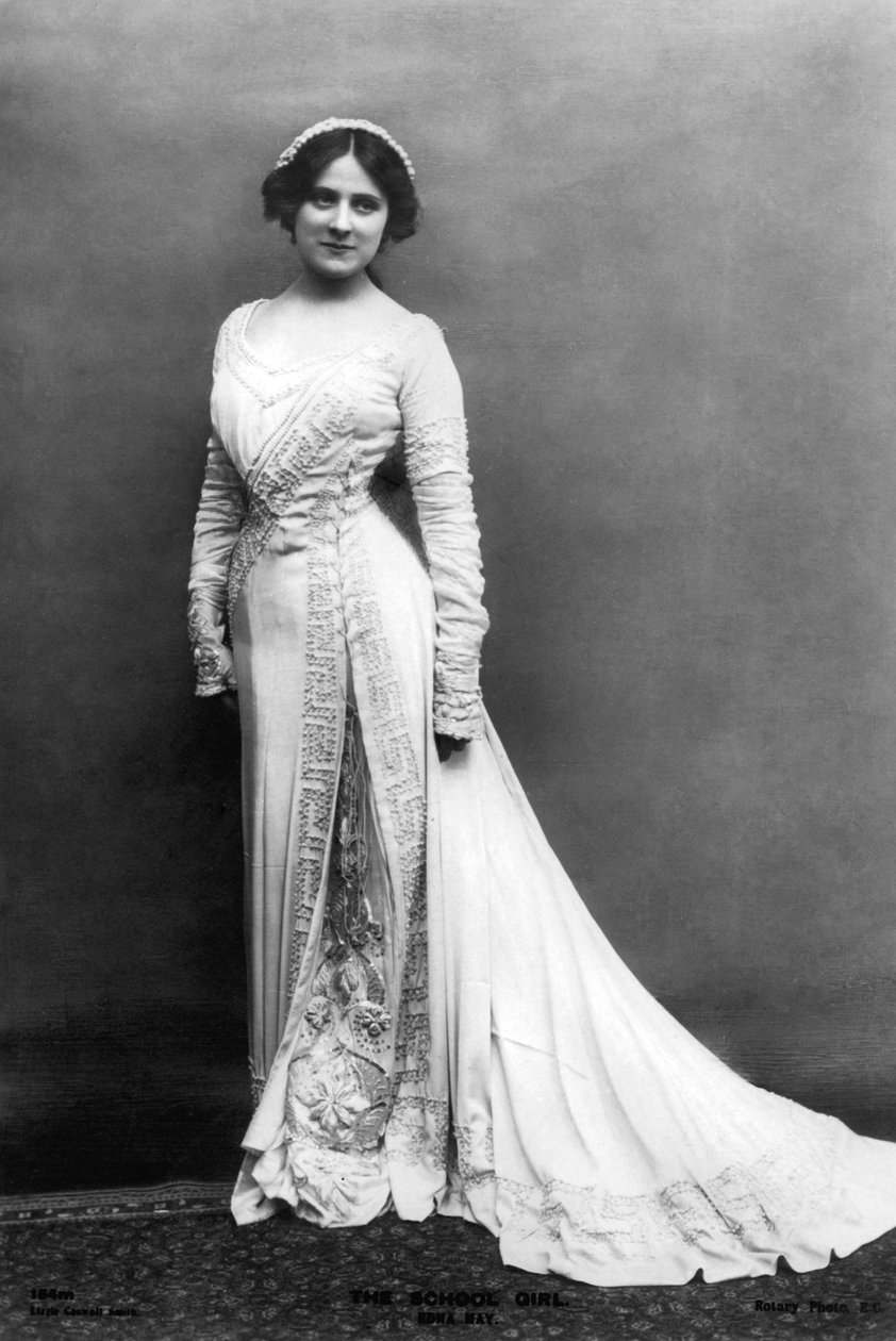 Edna May 1878-1948, amerikansk skuespillerinne og sanger, tidlig på 1900-tallet. av Rotary Photo