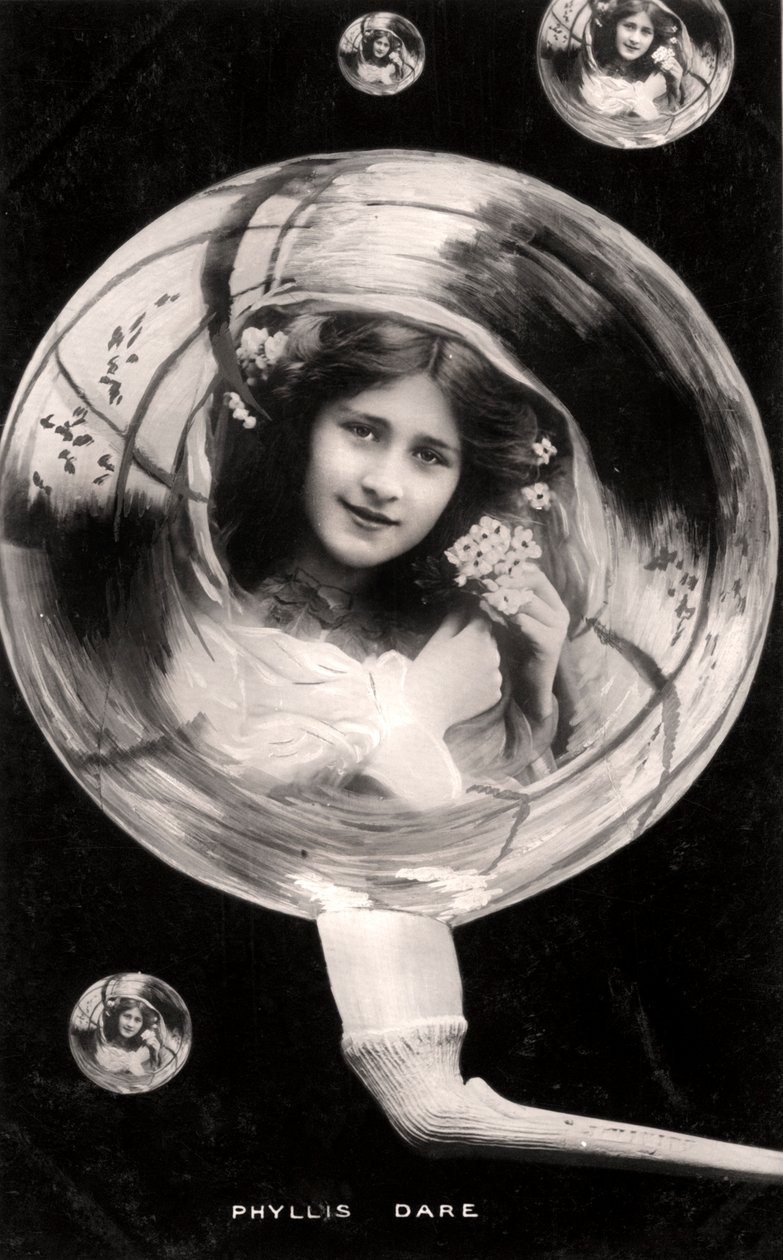 Phyllis Dare 1890-1975, engelsk skuespillerinne, 1907. av Rotary Photo