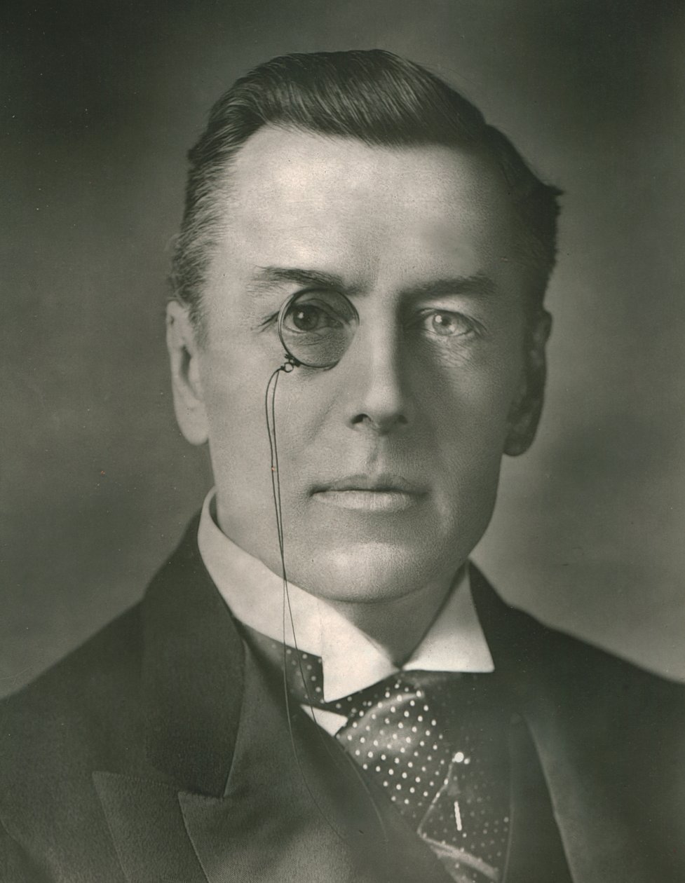 The Right Honourable Joseph Chamberlain, c1907. av Russell and Sons