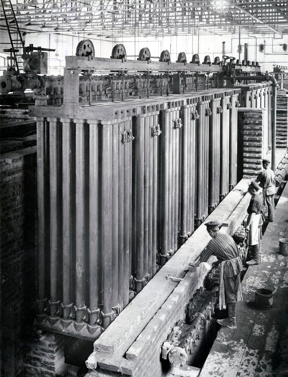 Fabrikkinteriør, St Petersburg, ca. 1914 av Russian Photographer