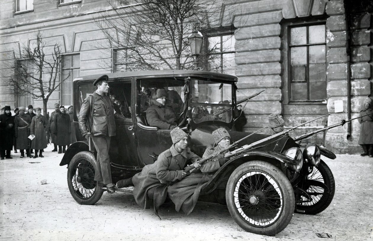 Revolusjonær milits, St Petersburg, 1917 av Russian Photographer