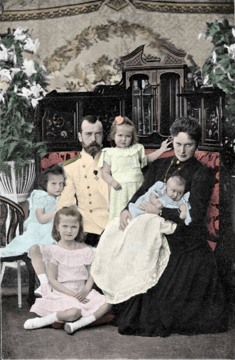 Familieportrett av tsar Nicholas II (1868-1918) Omtrent 1901-1902 av Russian Photographer
