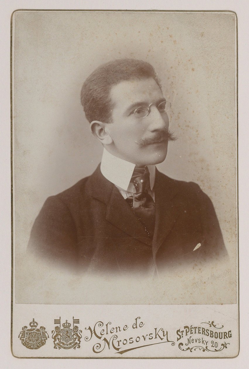 Portrett av maleren Leon Bakst (1866-1924) av Russian Photographer