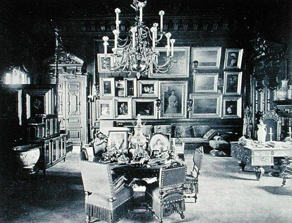 Studie av Alexander III (1845-94), Anichkov-palasset, St. Petersburg (s/hv-bilde) av Russian Photographer