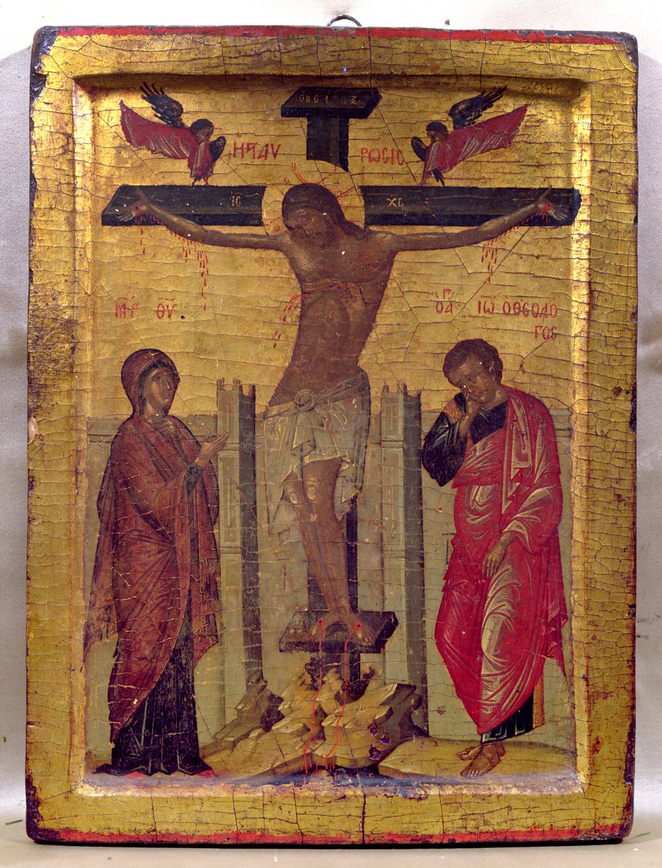 Kristus på korset (tempera og bladgull på panel) av Russian School