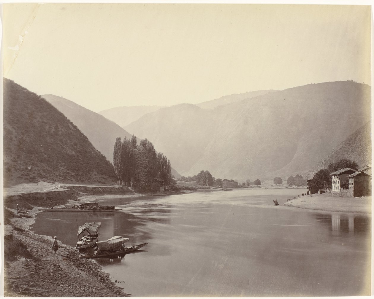 Rivierzicht nær Baramulla, India Baramulla, utsikt nedover elven (original tittel) av Samuel Bourne (signed by artist)