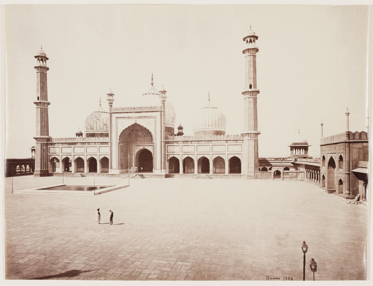 Utsikt over en moske, ca. 1860 (albumintrykk fra glassnegativ) av Samuel Bourne
