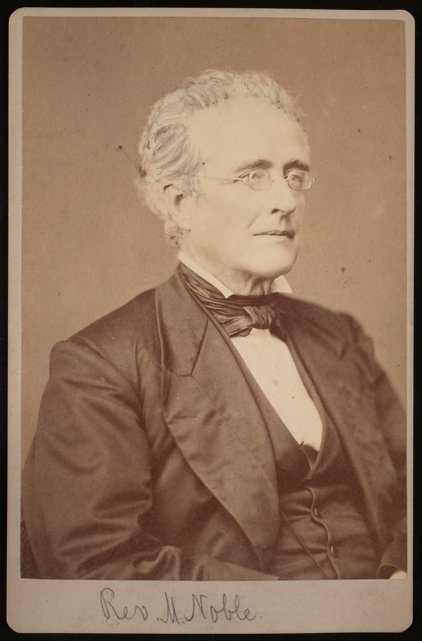 Portrett av pastor Mason Noble 1809-1881, mellom 1876 og 1880. av Samuel Montague Fassett
