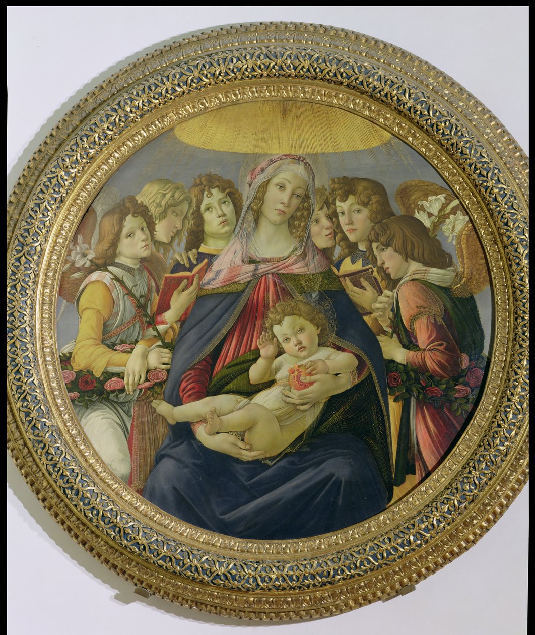 Jomfru og barn med seks engler, kalt The Madonna of the Pomegranate, ca. 1478-79 (tempera på panel) (se 148859 for detaljer) av Sandro Botticelli
