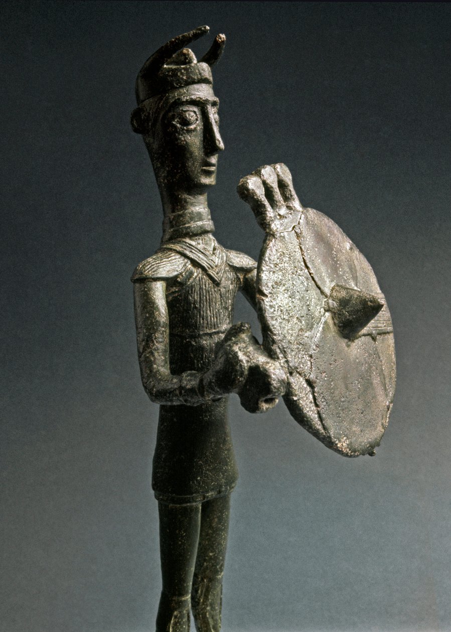 Nuragisk kultur (nuraghi) sardinsk: bronsestatuett av kriger med skjold. 8.-7. århundre f.Kr. Nasjonalmuseet for forhistorisk etnografi 