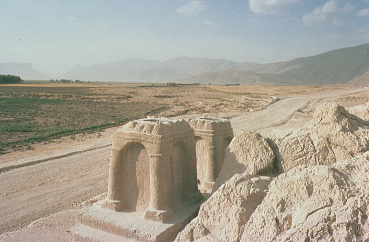 Brannaltere, 3.-7. århundre av Sasanian School