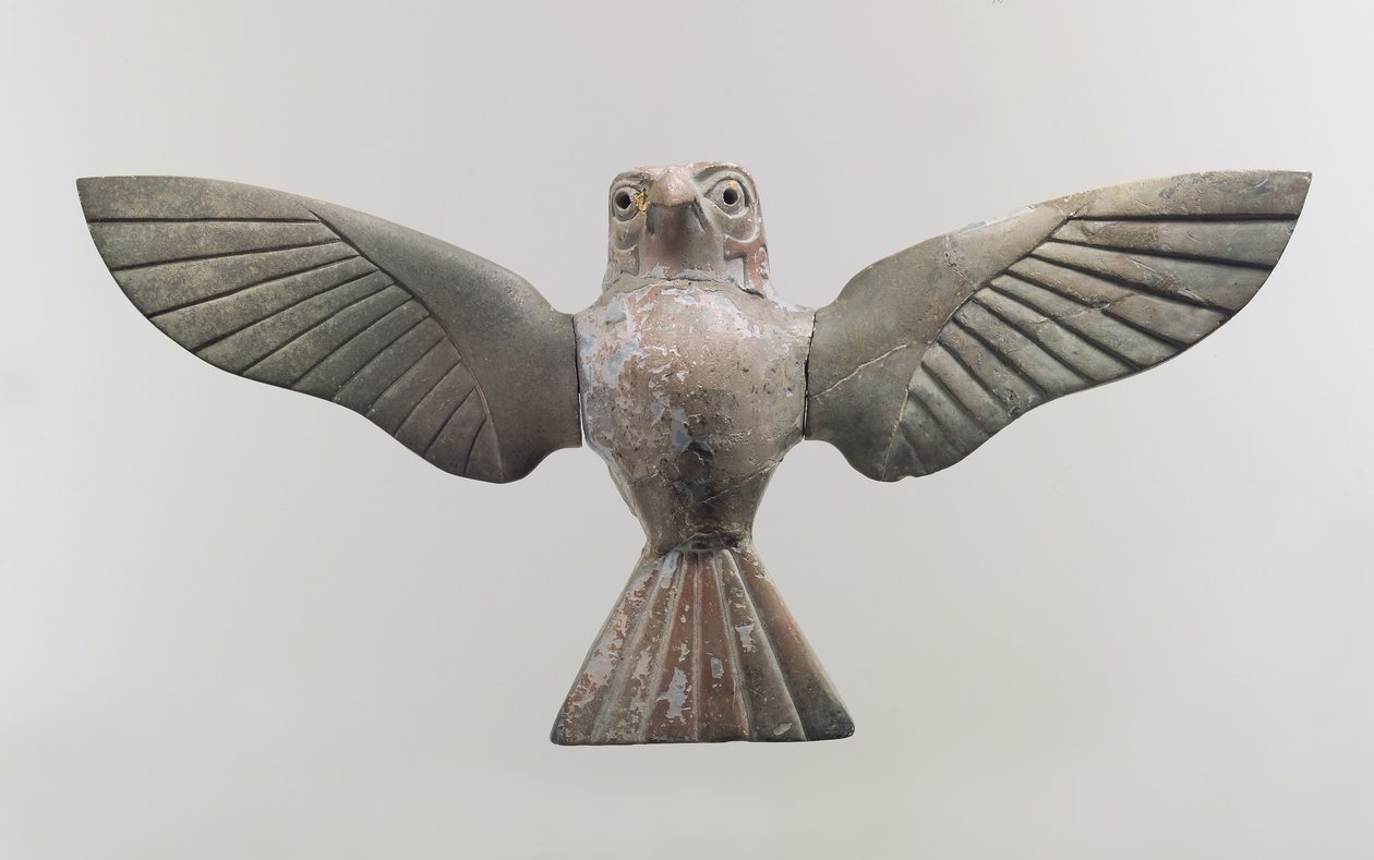 Møbelplakett: hauk, ca. 1700-tallet f.Kr. (flodhest elfenben) av School Anatolian