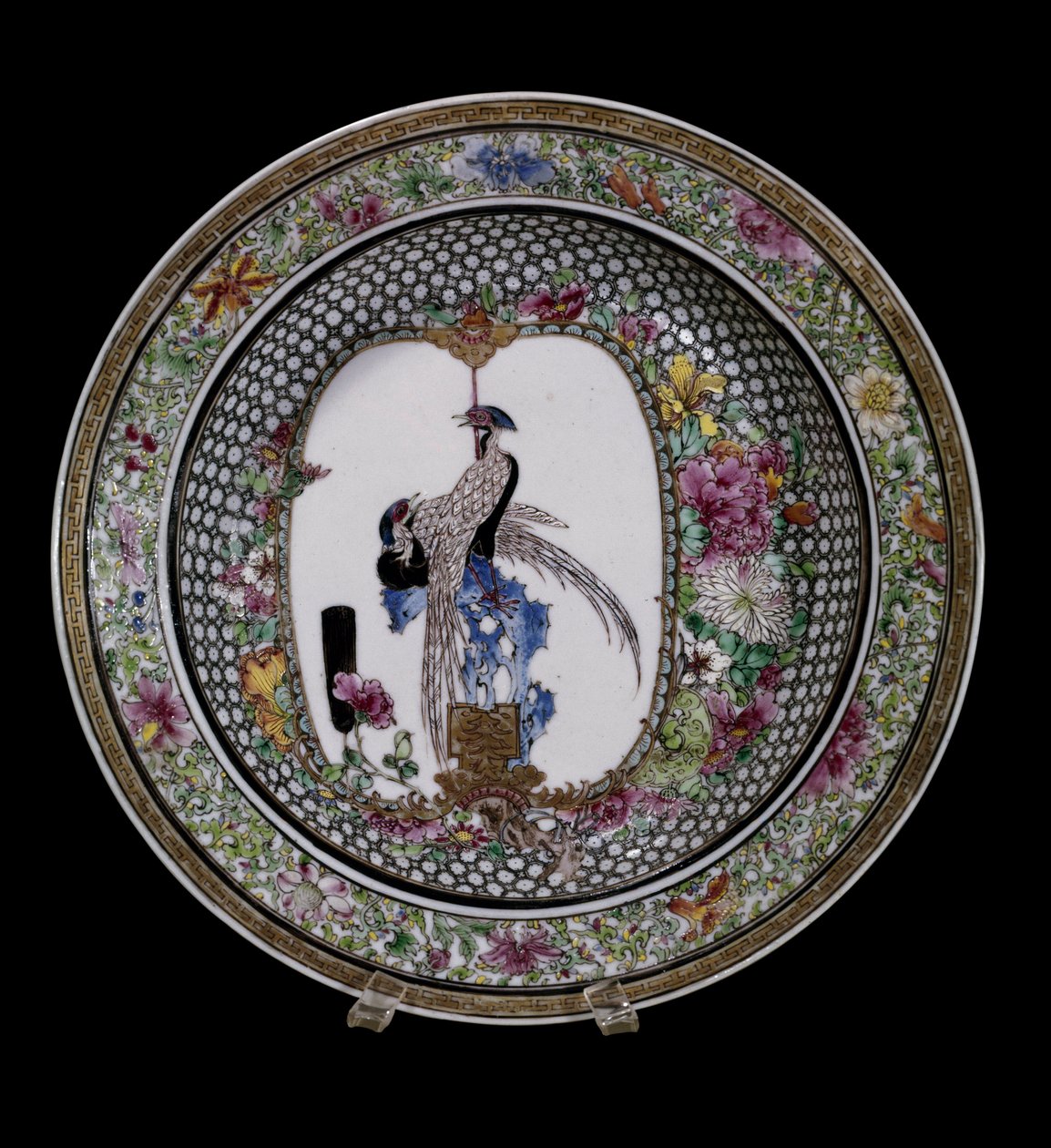 Kinesisk kunst: keramisk plate av den rosa familien dekorert med fugler og blomster. Qianlong Reg. (1736-1795). Paris, Musee Guimet, Musee national des Arts Asian. av School Chinese