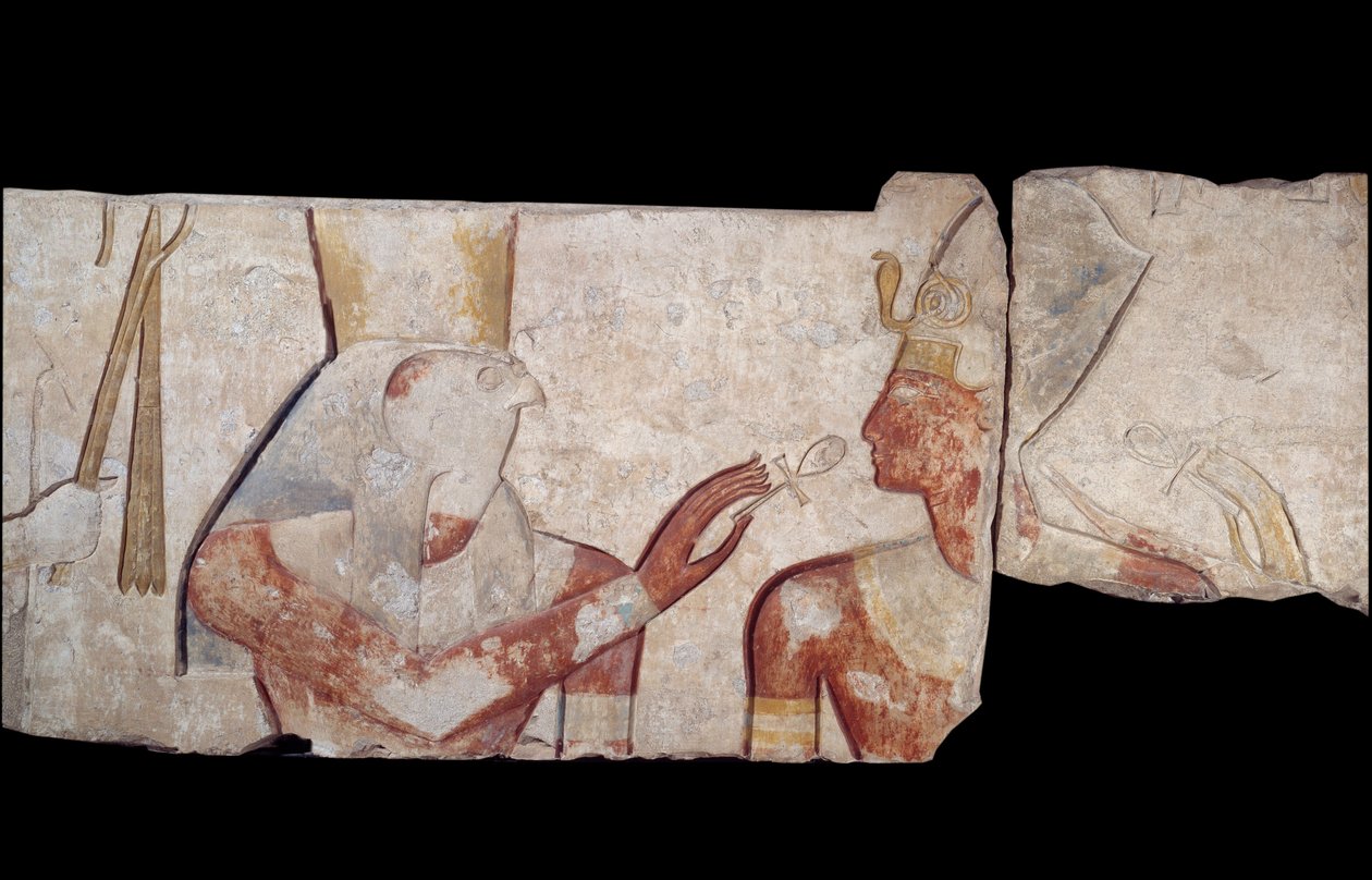 Gammel egyptisk kunst: Kong Ramses II blir introdusert for gudene Horus, Amon og Hathor som gir ham liv og kongelige insignier. Lavt kalksteinsrelieff fra tempelet til Ramses II a Abydos Rundt 1250 f.Kr. 19. dynasti. Nytt imperium. Paris, Musée du Louvre av School Egyptian